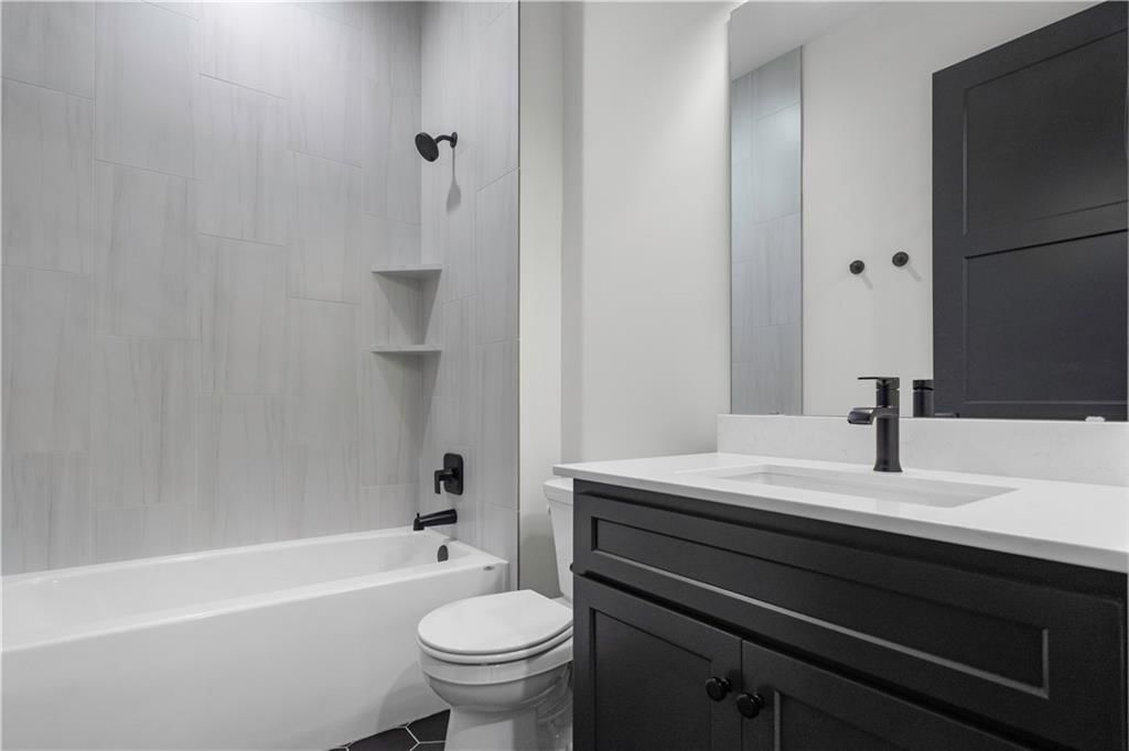 2504 NE Woodland Oak Circle — photo 55
