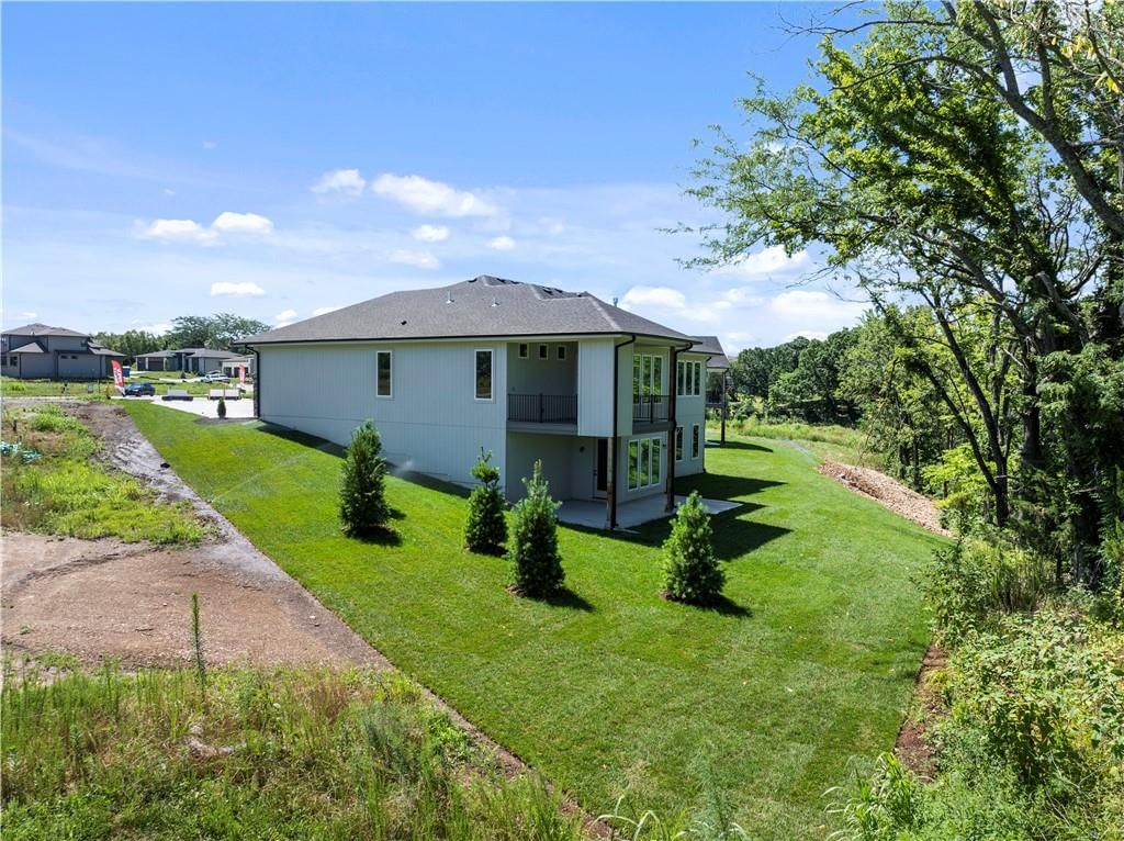 2504 NE Woodland Oak Circle — photo 63