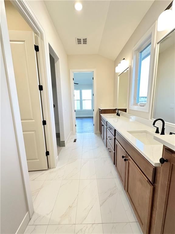 17312 Oakshire Street — photo 24