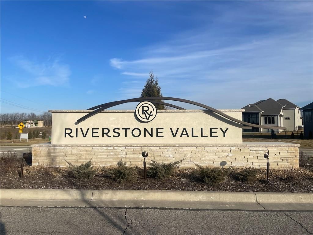 18336 Monrovia Street — photo 35