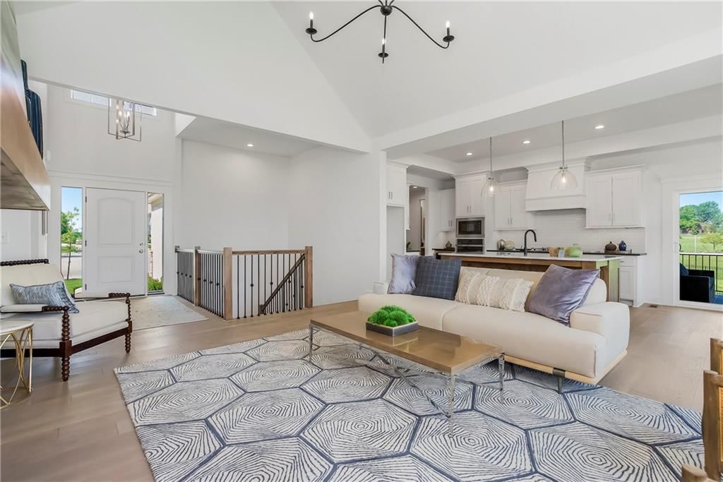 18300 Monrovia Street — photo 10