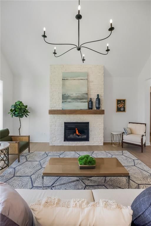 18300 Monrovia Street — photo 11