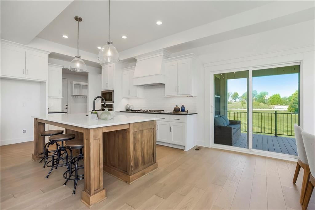 18300 Monrovia Street — photo 15