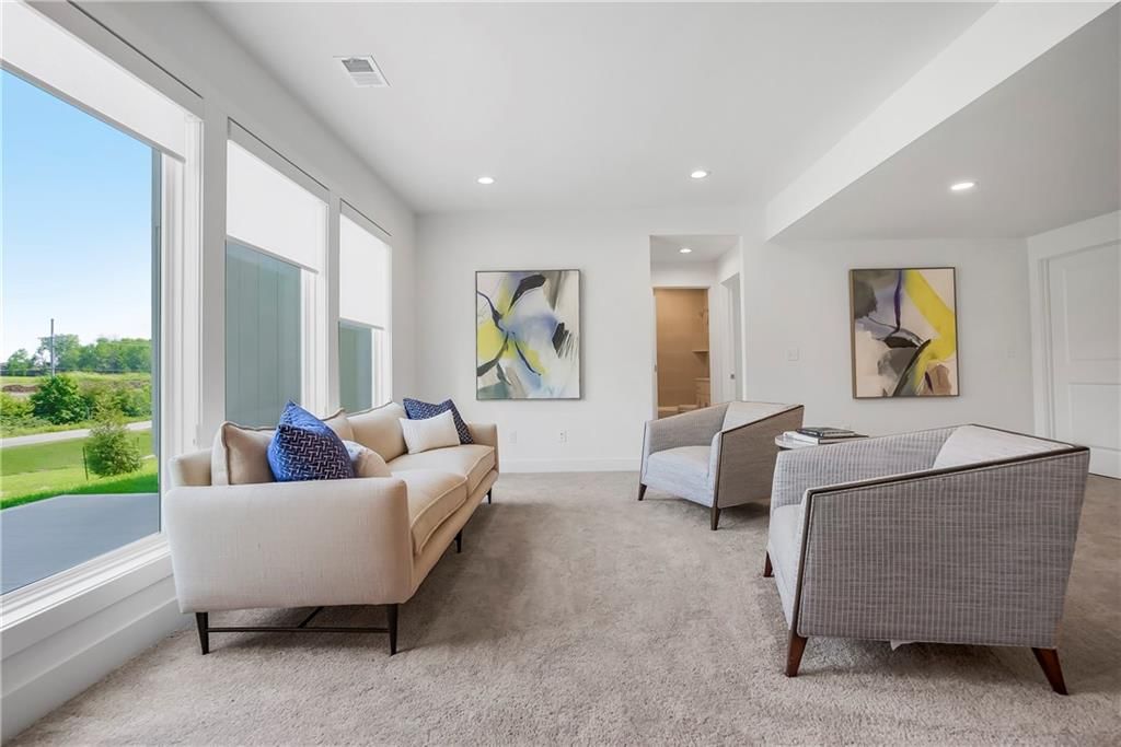 18300 Monrovia Street — photo 27