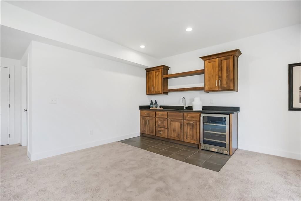 18300 Monrovia Street — photo 29