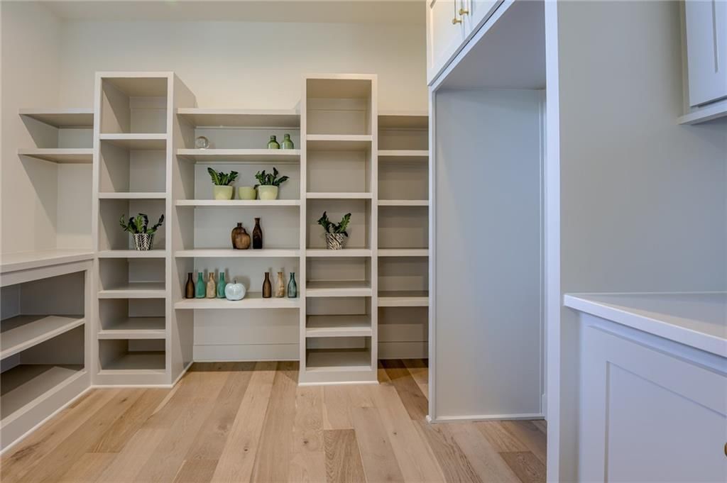 18401 Monrovia Street — photo 19