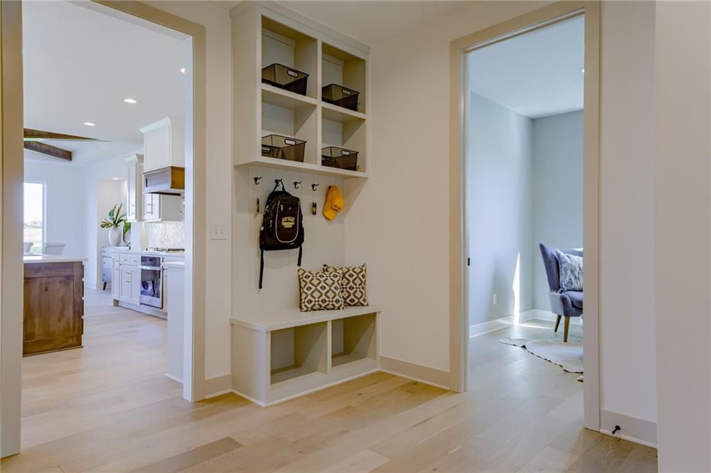 18401 Monrovia Street — photo 24
