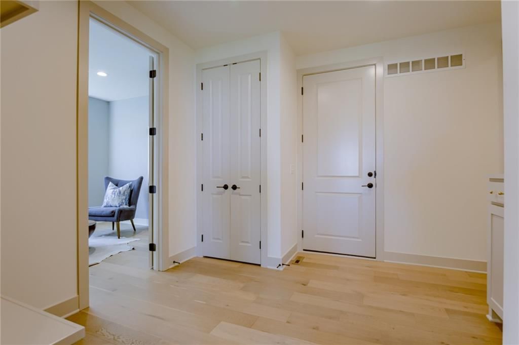 18401 Monrovia Street — photo 26