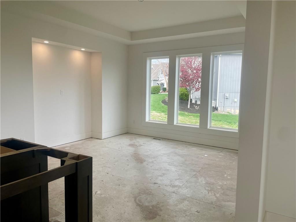 18401 Monrovia Street — photo 33