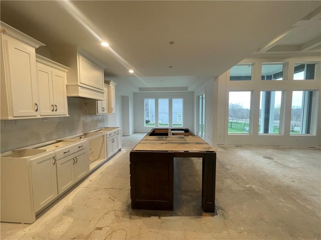 18401 Monrovia Street — photo 35