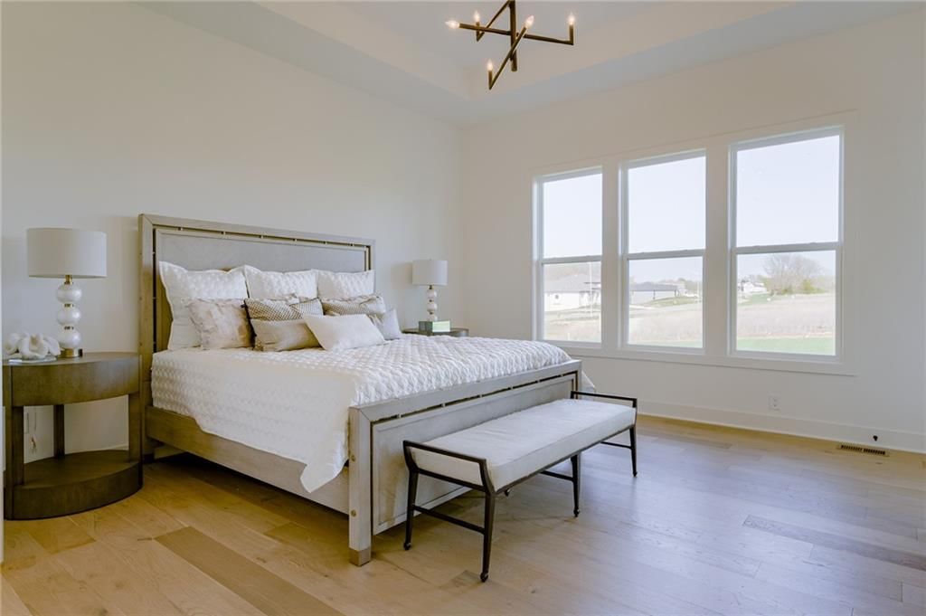 18401 Monrovia Street — photo 46