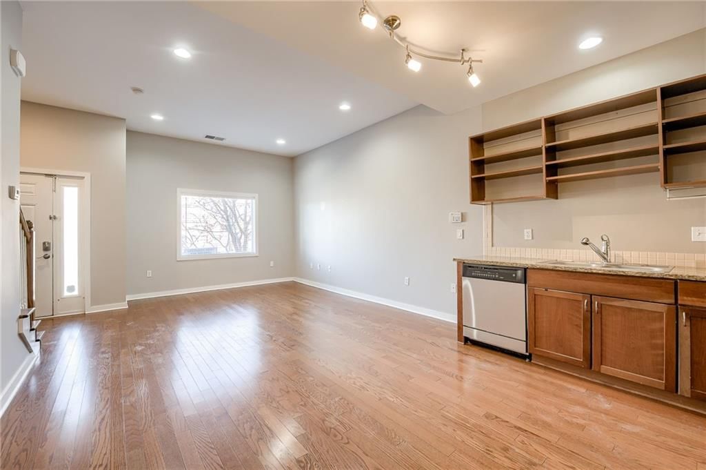 603 E 29th Street — photo 12