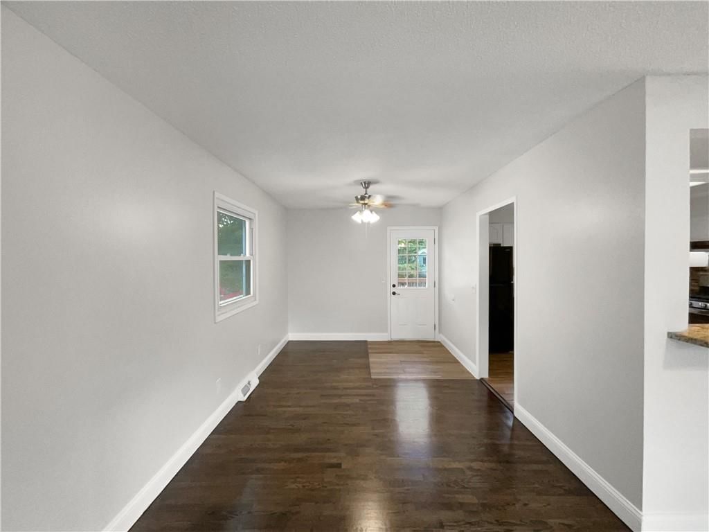 7812 NE 56th Street — photo 11