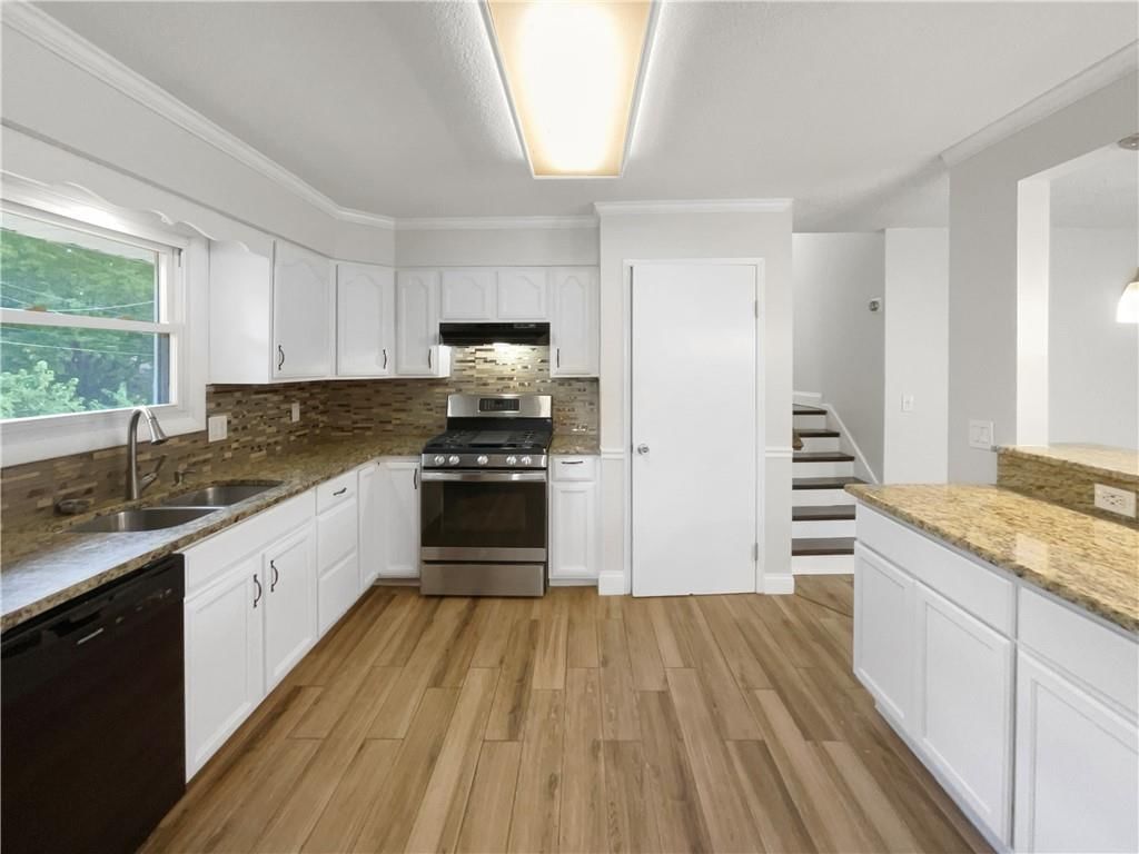 7812 NE 56th Street — photo 12