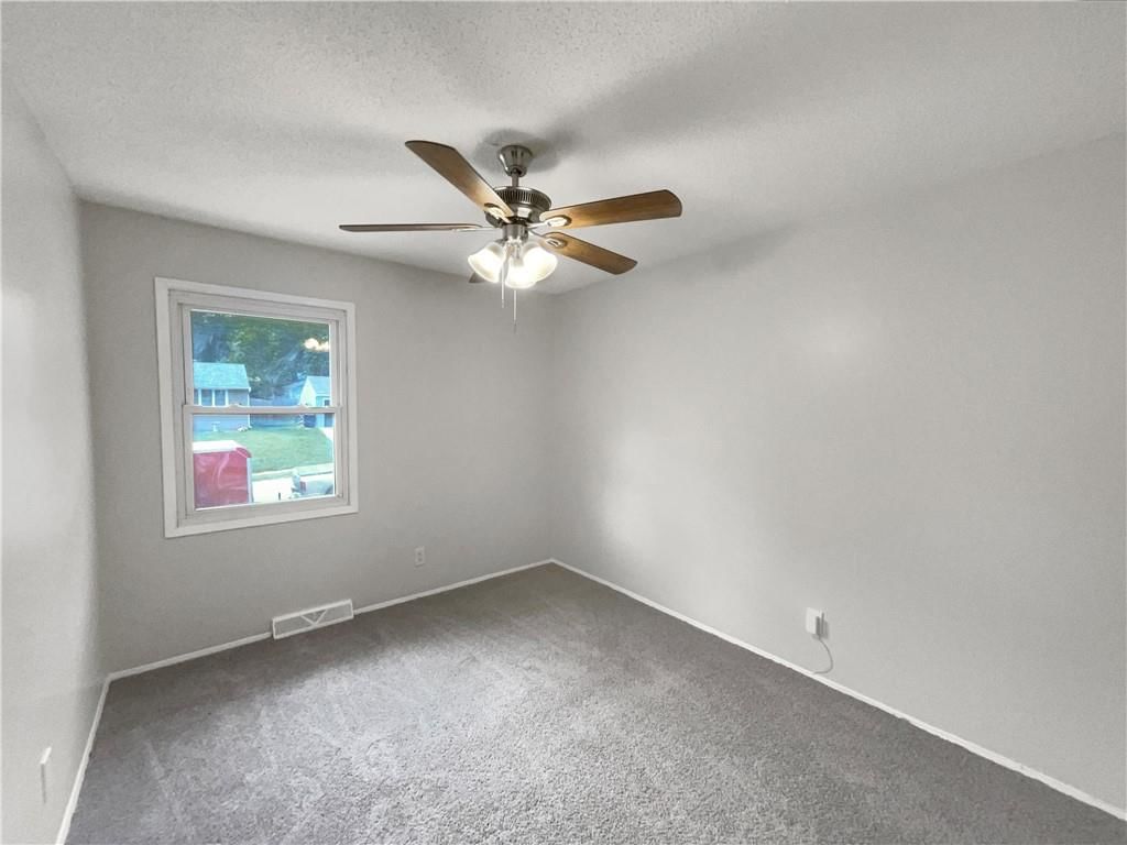 7812 NE 56th Street — photo 15