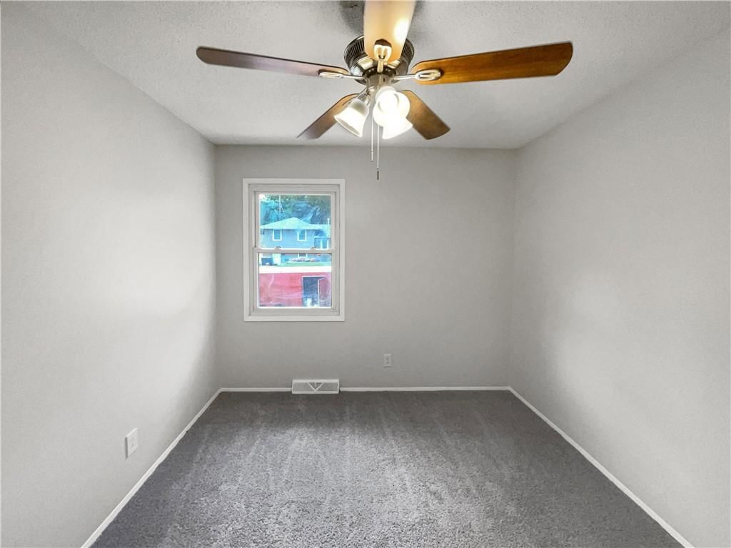 7812 NE 56th Street — photo 16