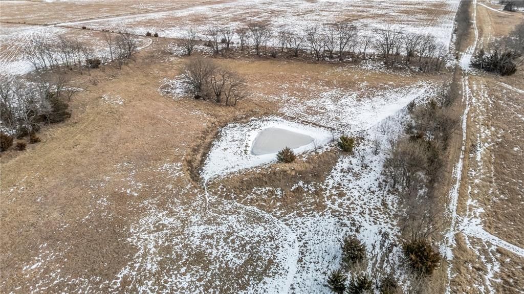 Photo 22 of 62 - 32019 S Shawnee Heights Road