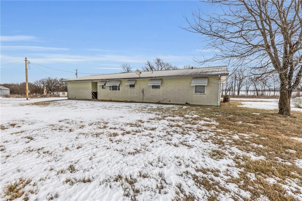 Photo 57 of 62 - 32019 S Shawnee Heights Road