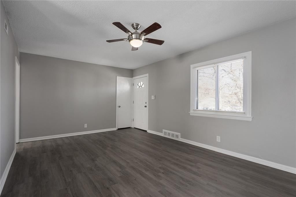 5 E Navajo Lane — photo 6