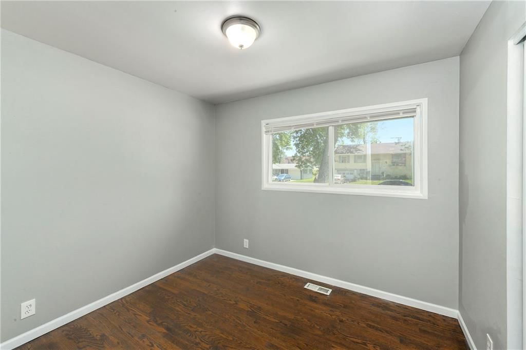 8300 E 93rd Terrace — photo 15