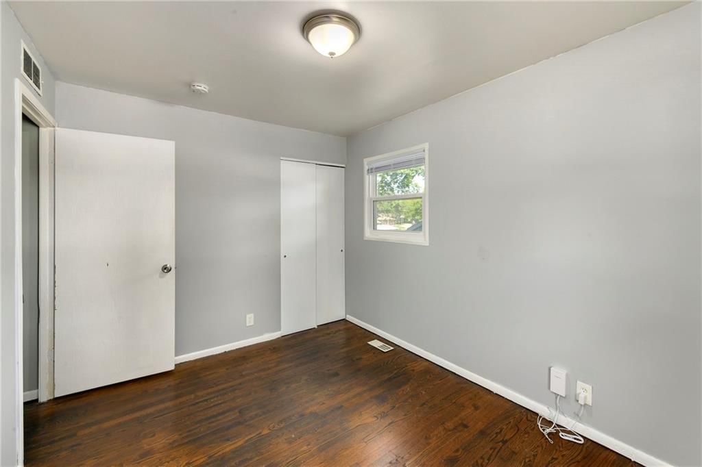 8300 E 93rd Terrace — photo 18