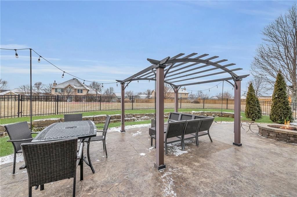 15489 Bradfort Court — photo 45