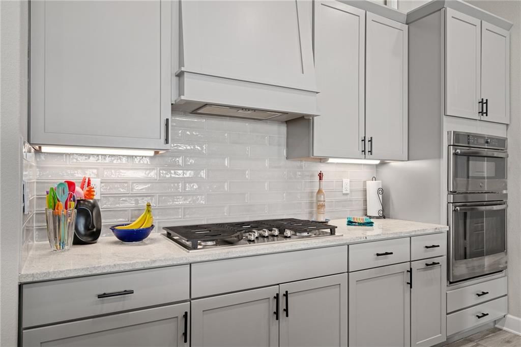 22660 W 88TH Street — photo 17