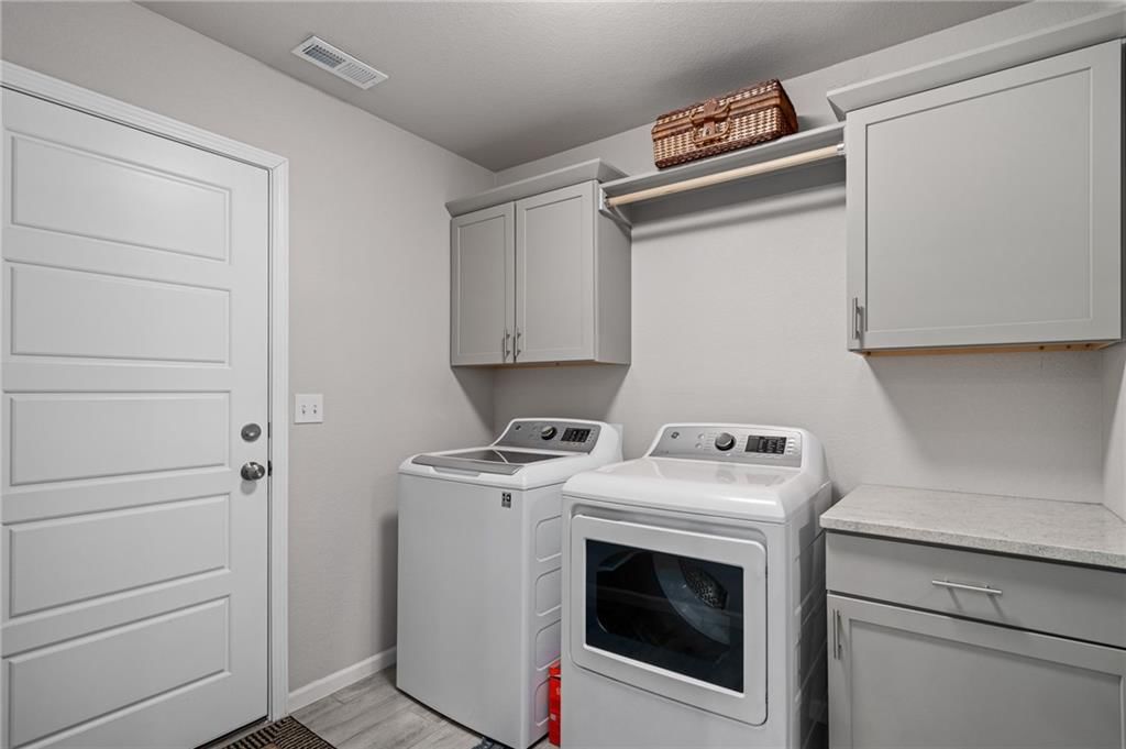 22660 W 88TH Street — photo 27