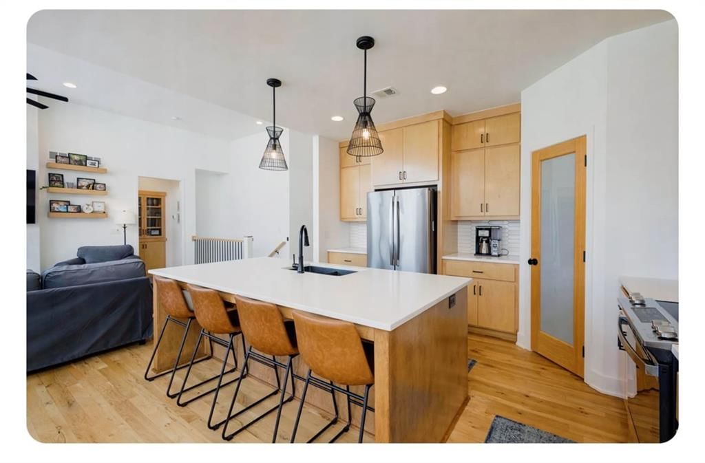 Photo 13 of 44 - 4712 SE Lyne Street