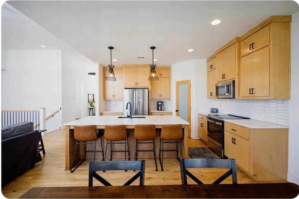 Photo 14 of 44 - 4712 SE Lyne Street