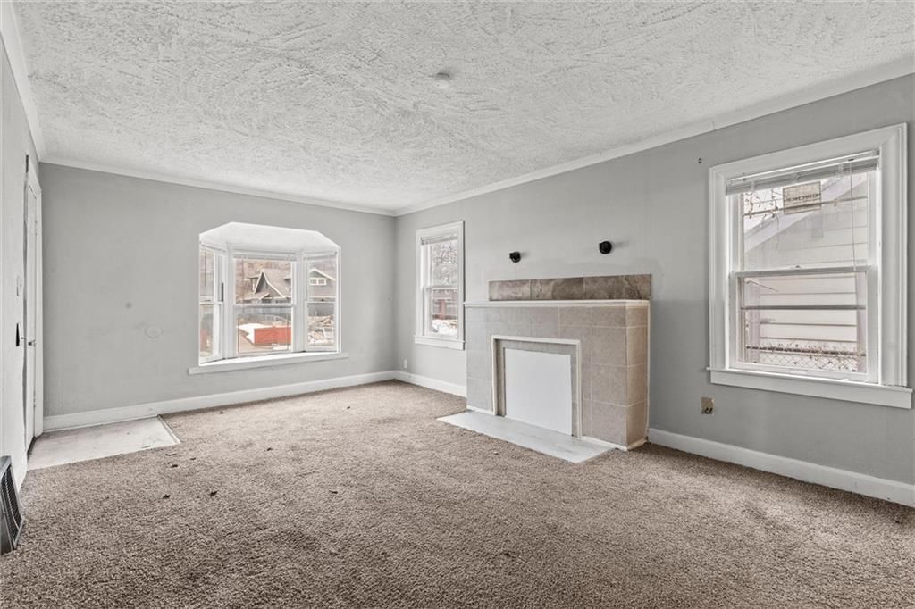 Photo 4 of 32 - 5155 Brookwood Avenue