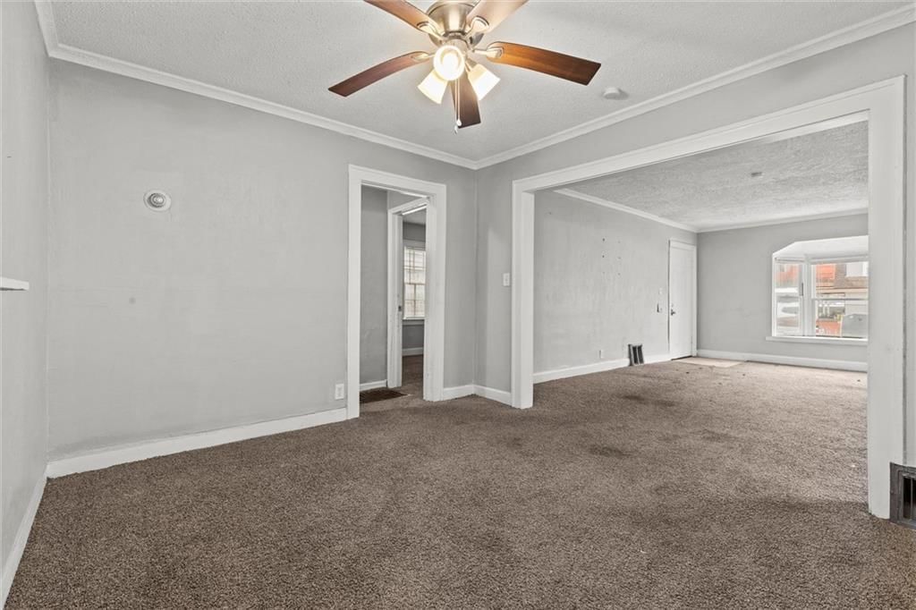 Photo 9 of 32 - 5155 Brookwood Avenue