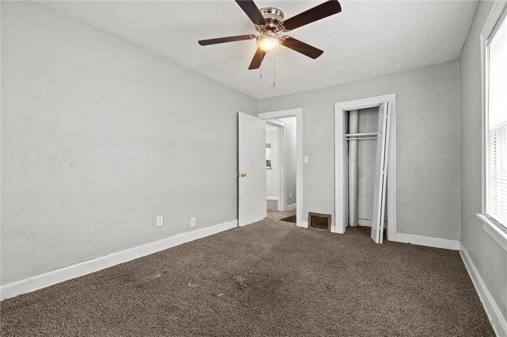 Photo 15 of 32 - 5155 Brookwood Avenue