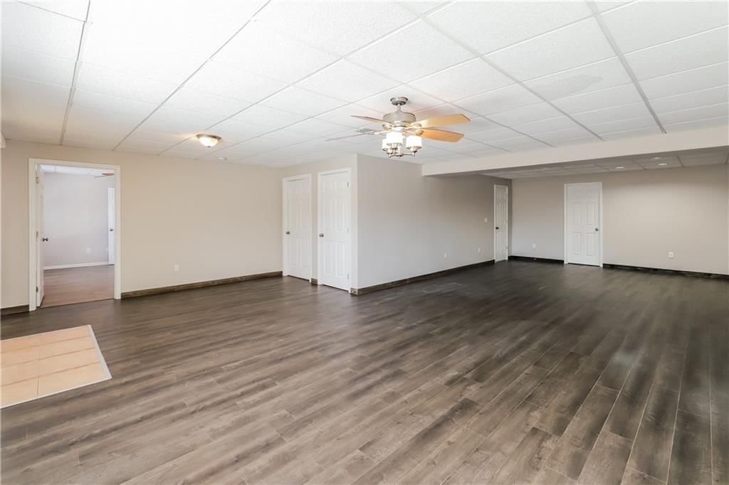 12322 N Wayne Avenue — photo 9