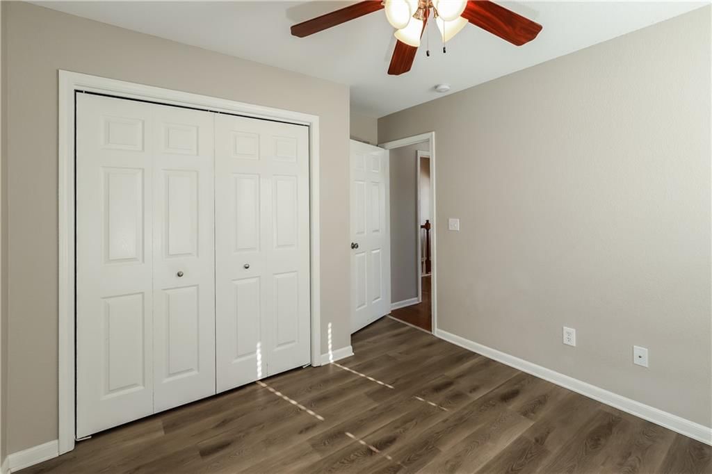 12322 N Wayne Avenue — photo 16