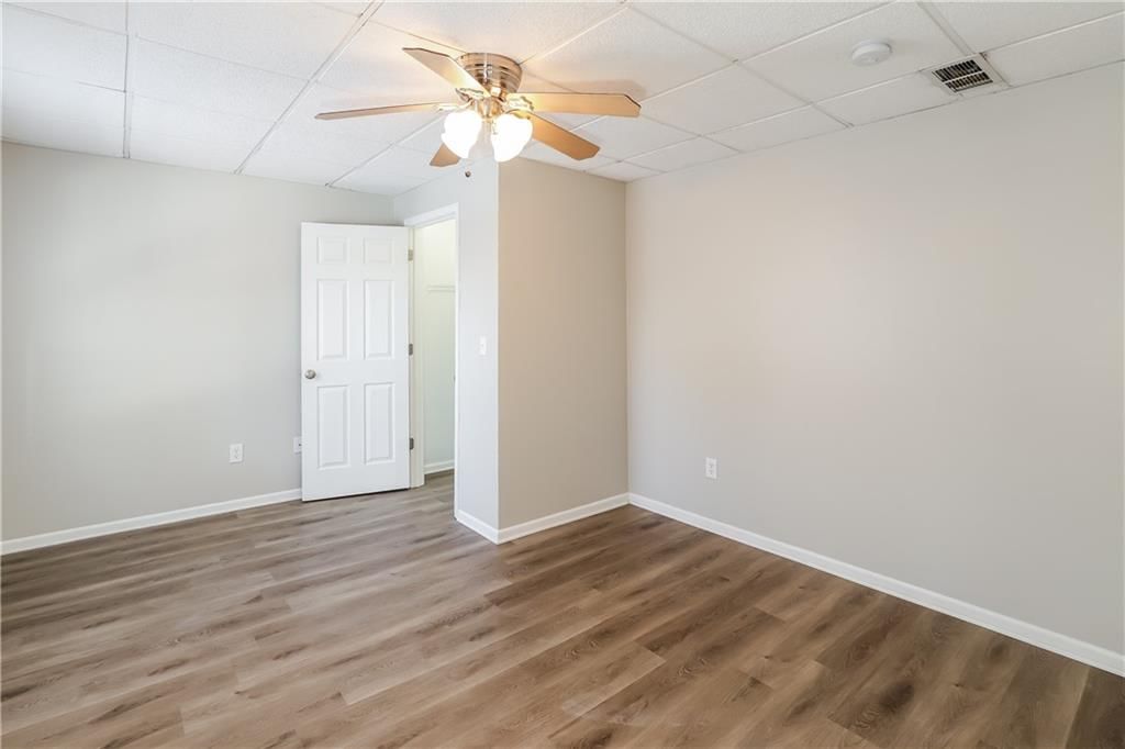 12322 N Wayne Avenue — photo 21