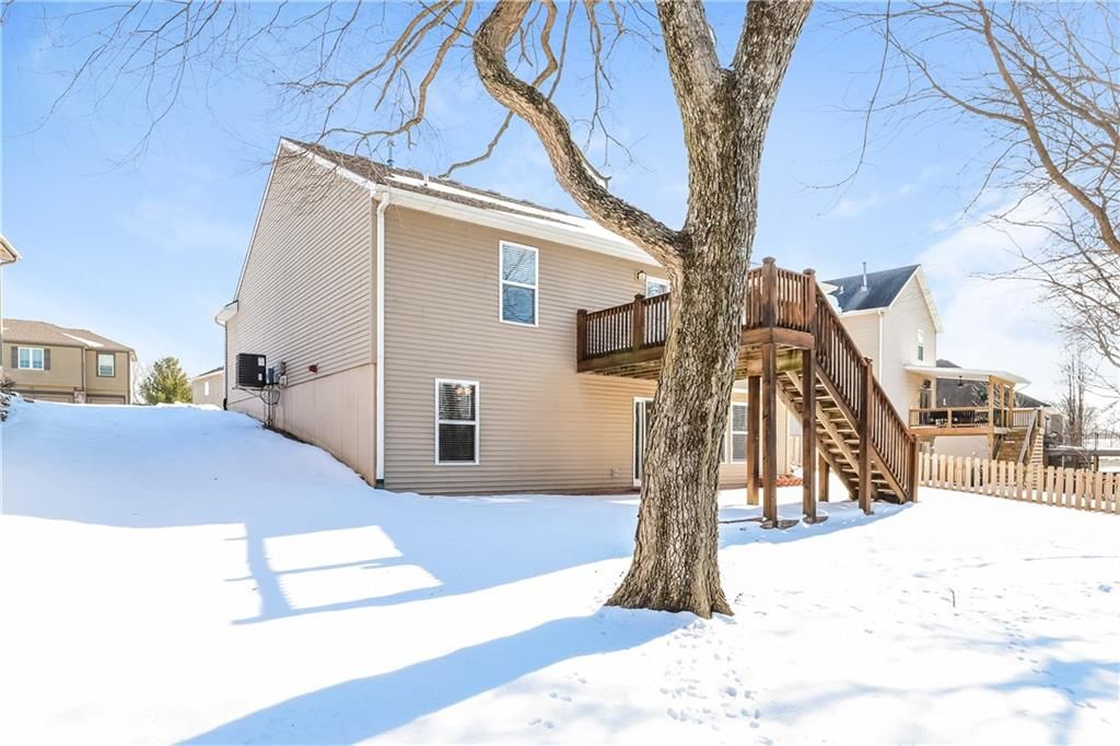 12322 N Wayne Avenue — photo 25