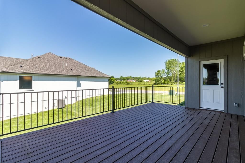 1809 Halls Creek Avenue — photo 16