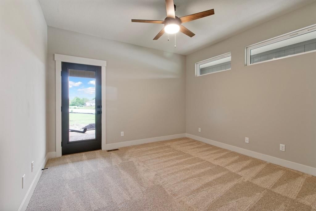 1809 Halls Creek Avenue — photo 27
