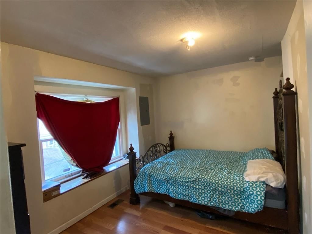 1511 Belmont Avenue — photo 5