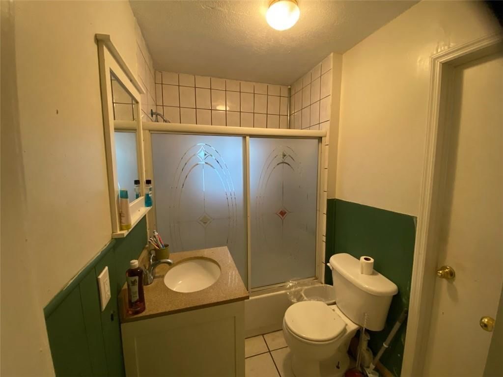 1511 Belmont Avenue — photo 9