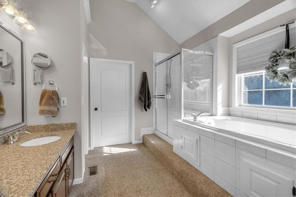 10009 NW Crooked Road — photo 15