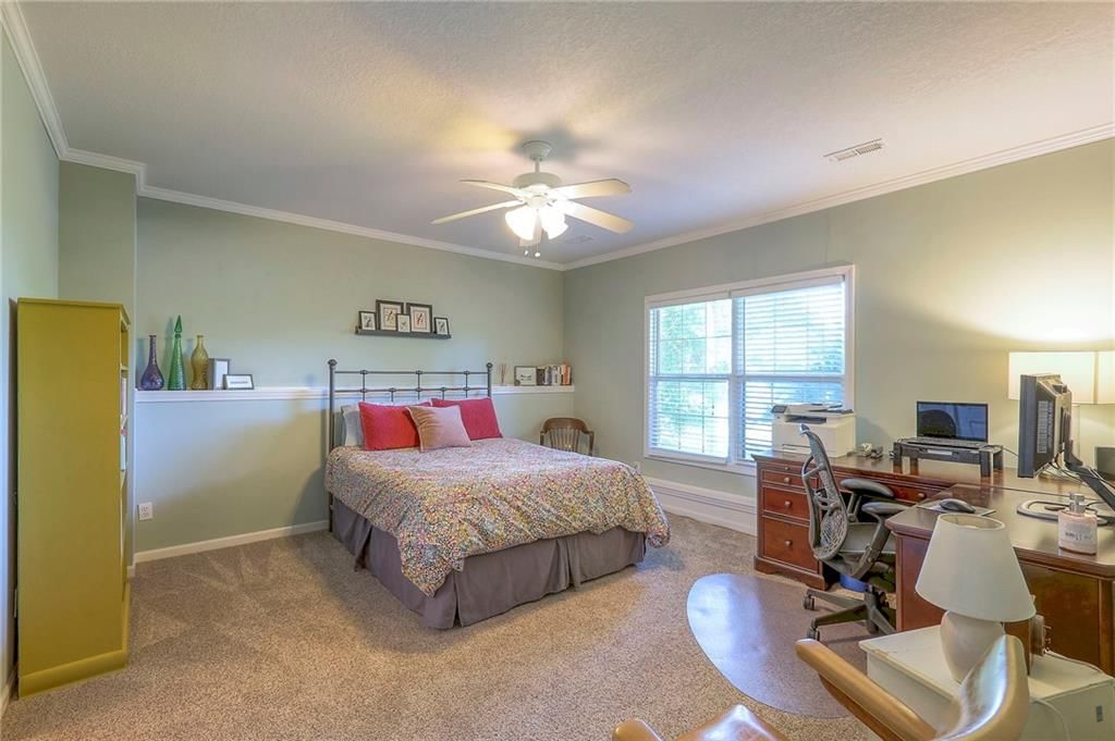 10009 NW Crooked Road — photo 22