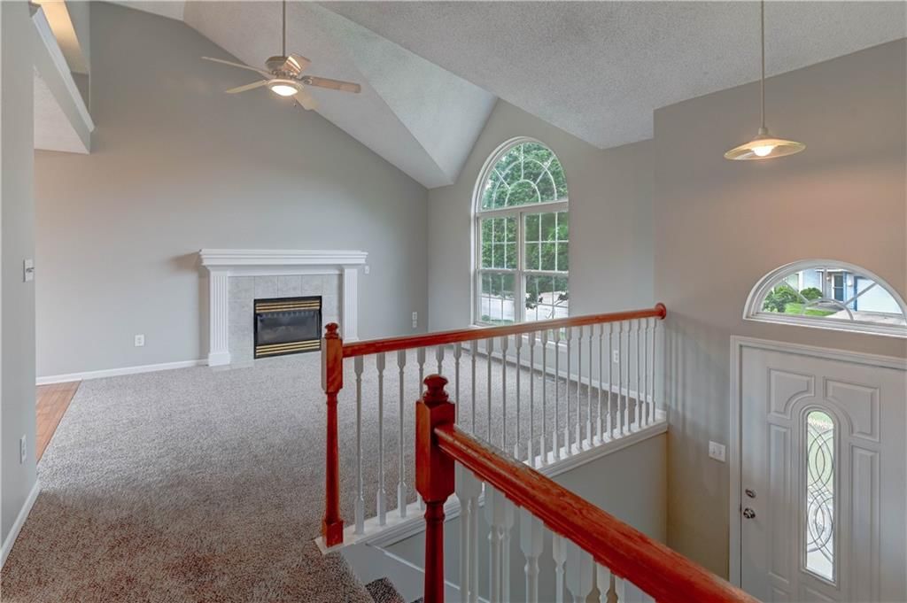 828 SW Harvest Drive — photo 6