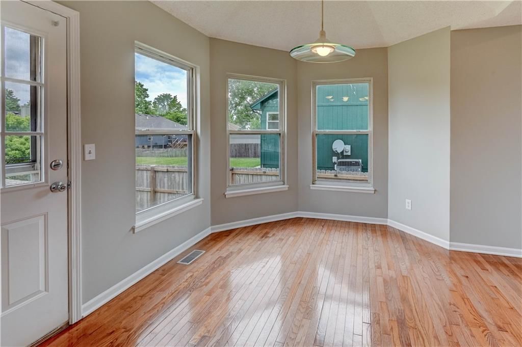 828 SW Harvest Drive — photo 14