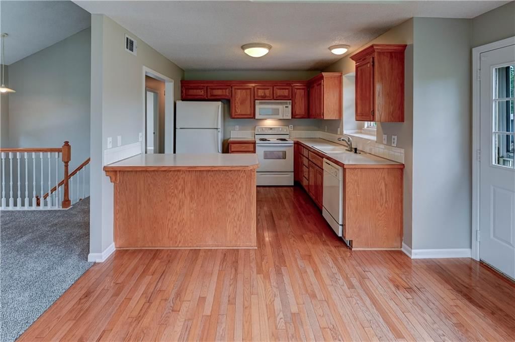 828 SW Harvest Drive — photo 16