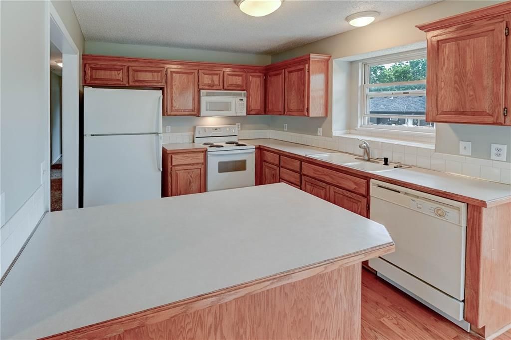 828 SW Harvest Drive — photo 17
