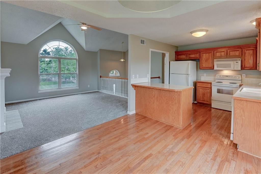 828 SW Harvest Drive — photo 21