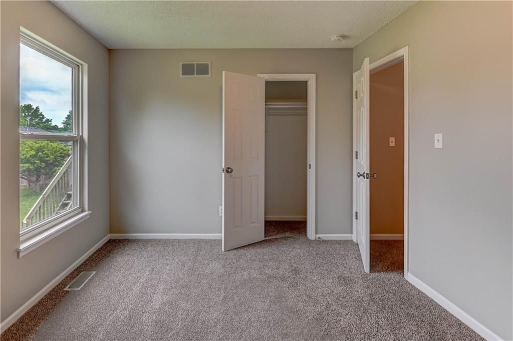 828 SW Harvest Drive — photo 31