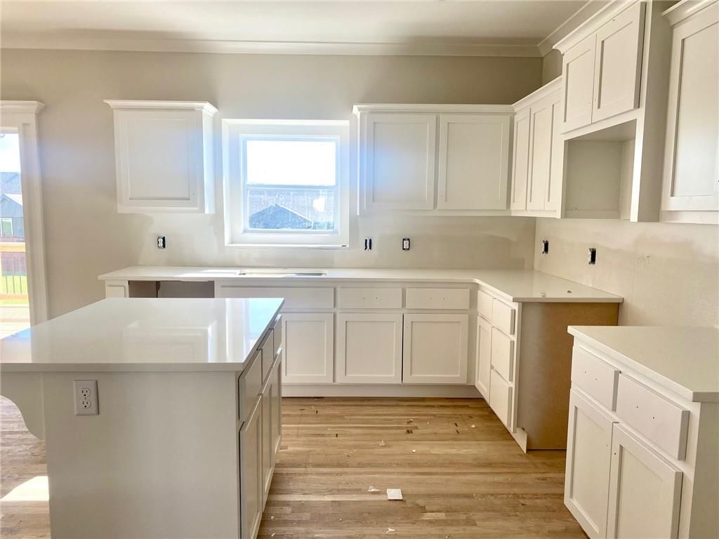 11821 N Bellaire Avenue — photo 6